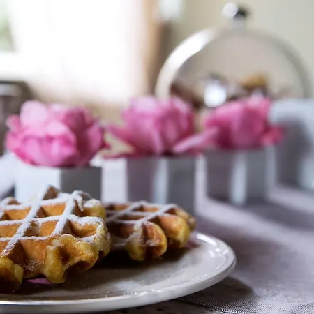 Dimora Delle Donnole Alta Bed & Breakfast